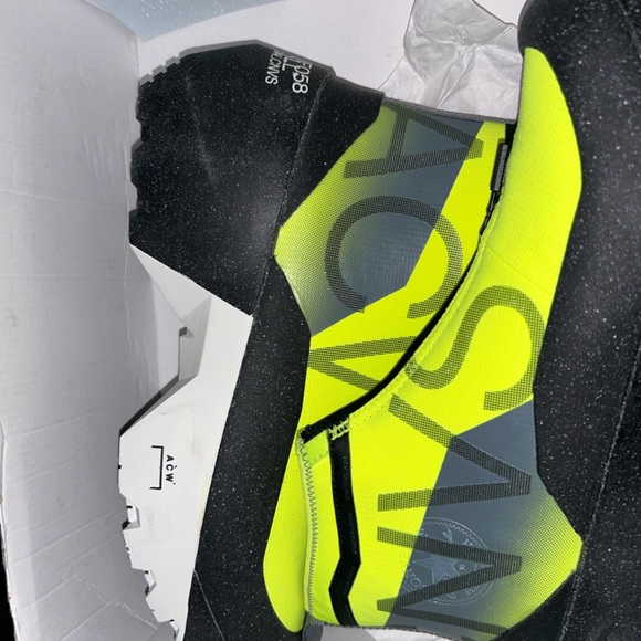 Brand new, never worn cold wall converse. Size 5 and 11 available currently. - Picture 2 of 2